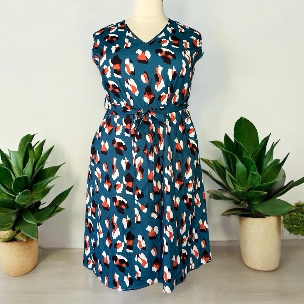 NWT!Teal Animal Print belted sleeveless pocket Midi Dress Size 10 or Medium - Picture 2 of 10